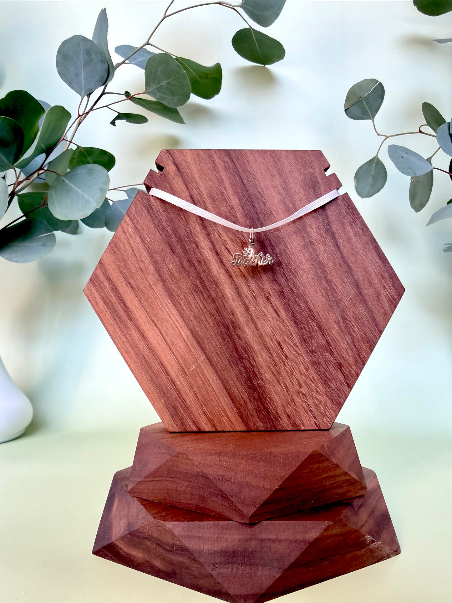 #1 Teacher Pendant in Yellow Gold