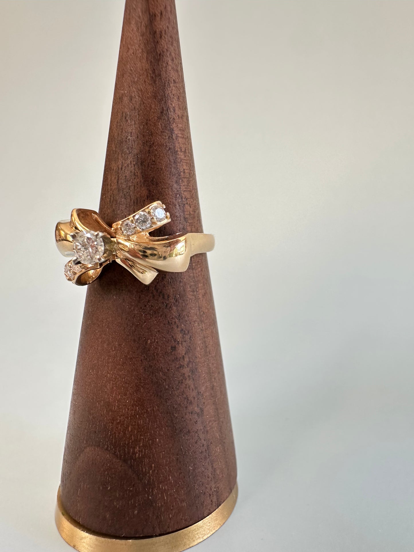 Bow Design Diamond Ring