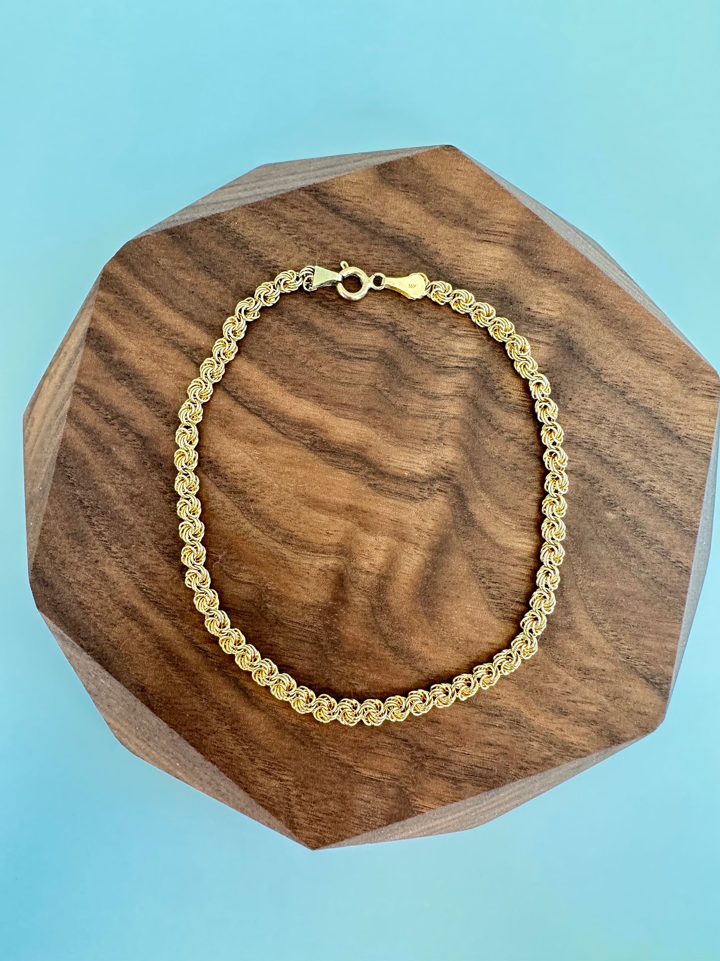 8.5" 14kt Yellow Gold Spiral Chain Bracelet