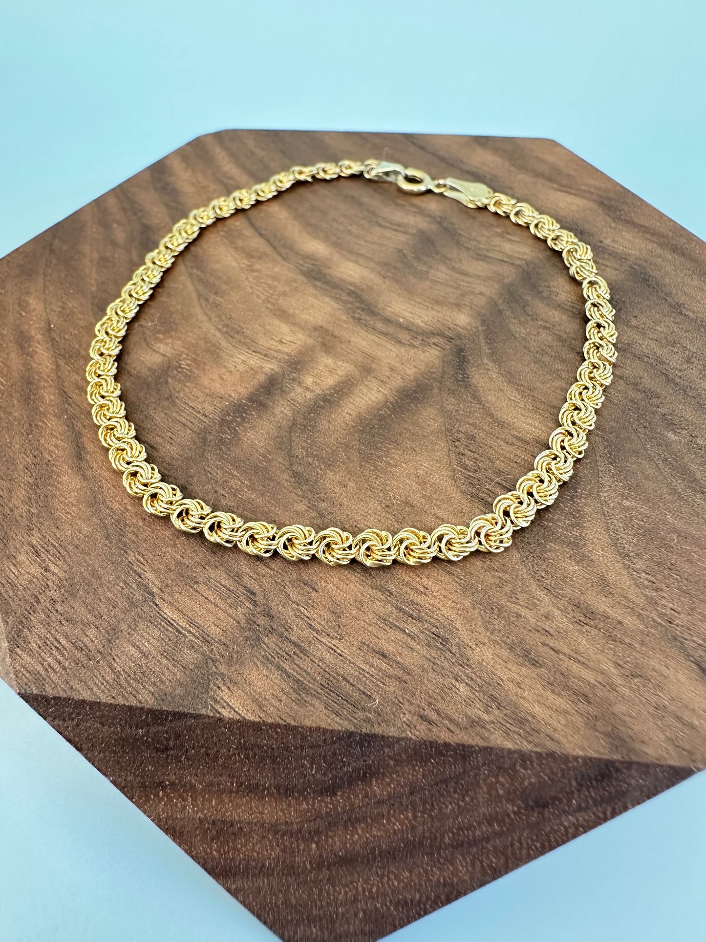 8.5" 14kt Yellow Gold Spiral Chain Bracelet