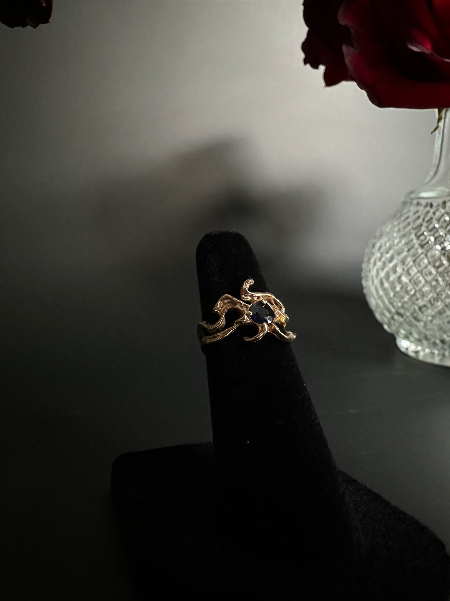 Natural Sapphire Pinky Ring with Yellow Gold Veining