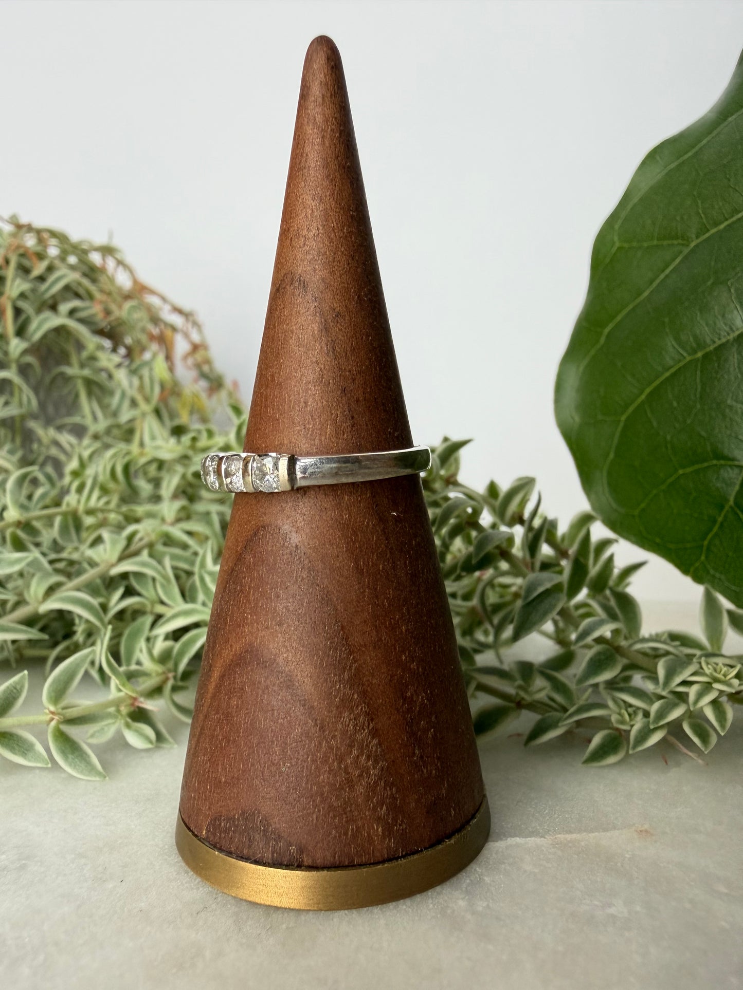 Diamond Ring in White Gold