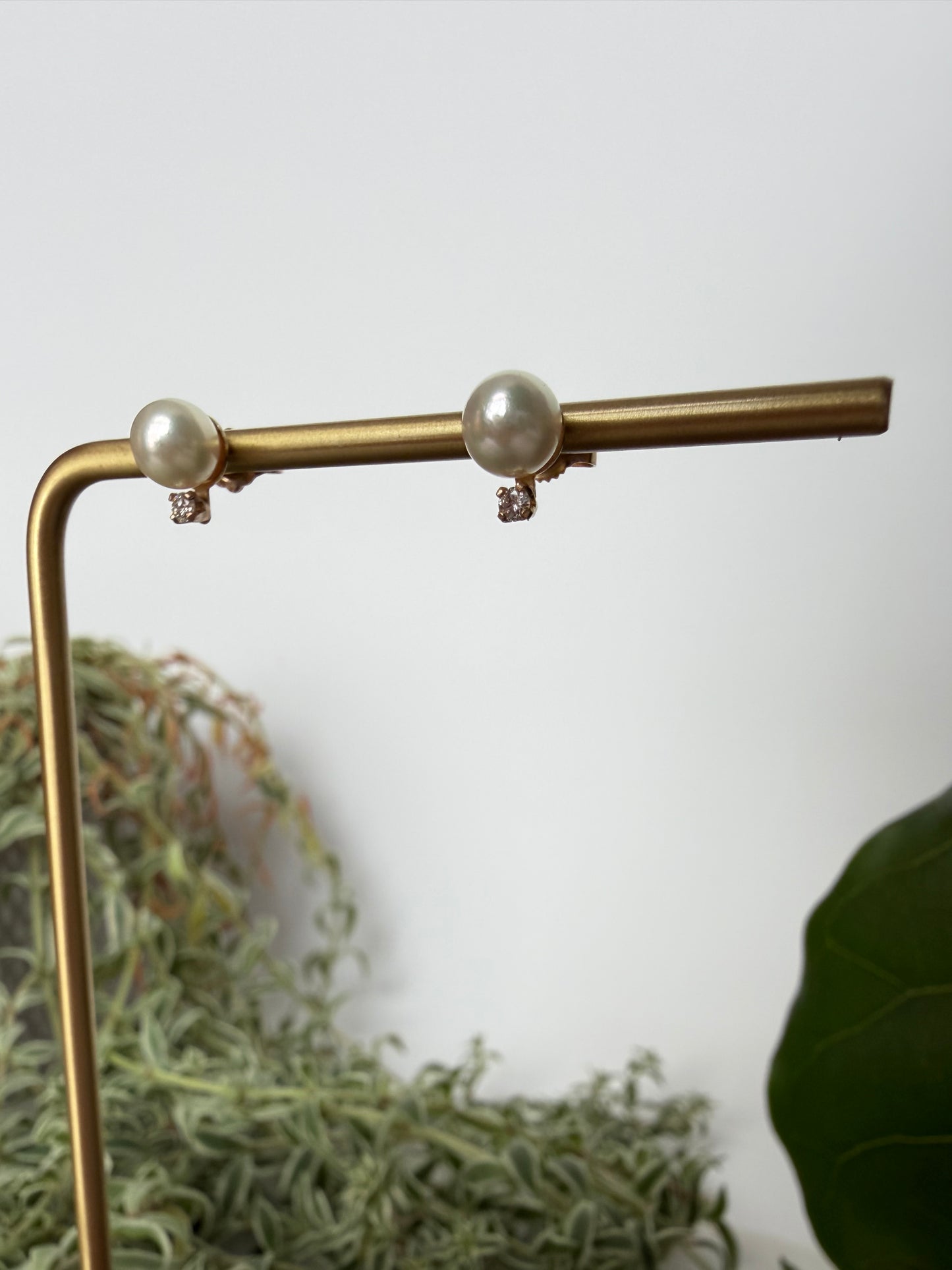 Pearl Stud Earrings with Diamond Accent