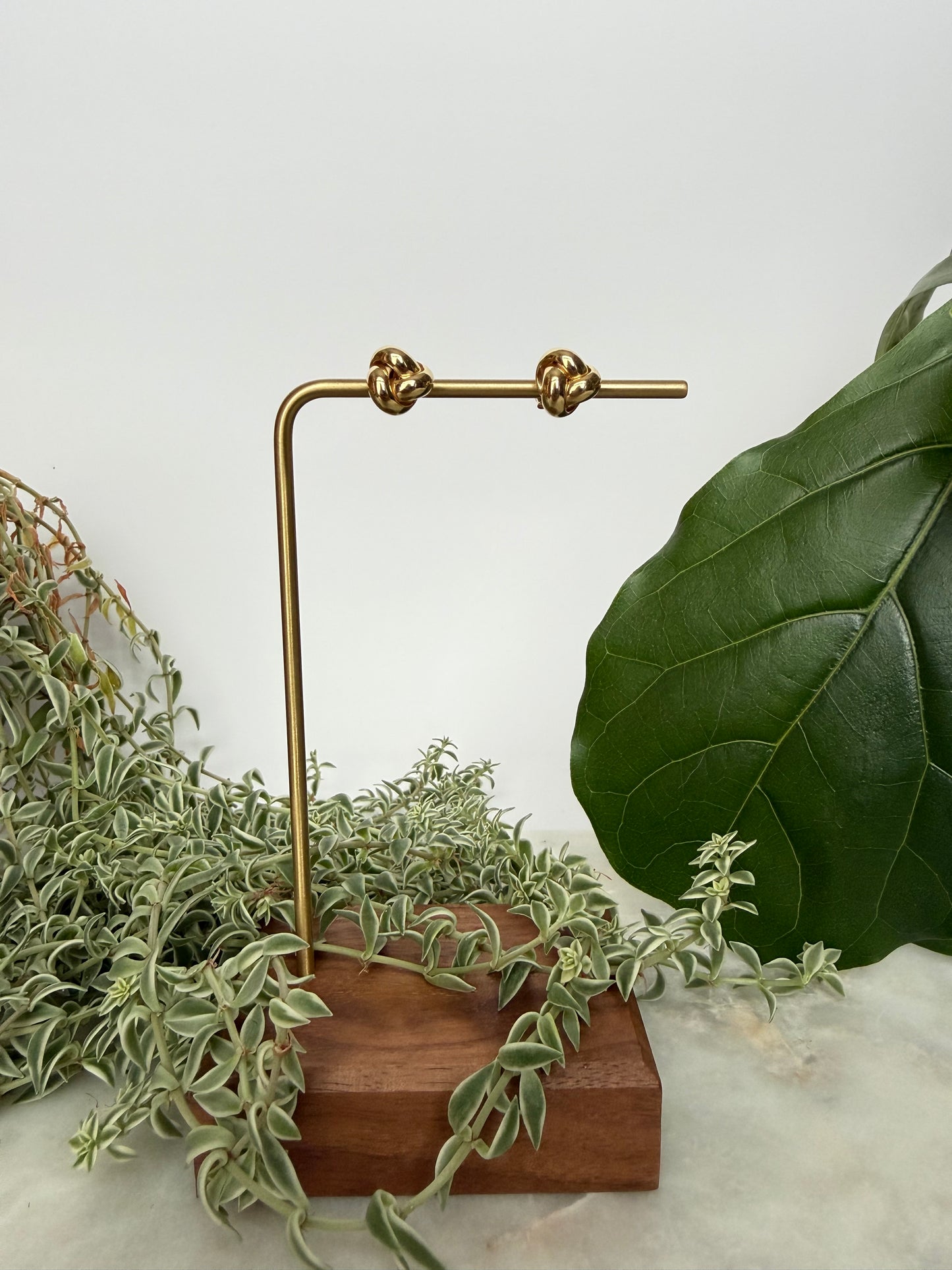 Knot Stud Earrings in Yellow Gold