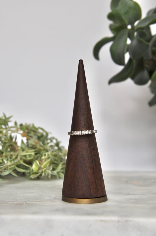 Diamond band ring with 6 round cut diamonds (.26 carat total weight, approximately 2mm each) in 14kt white gold, size 6.25