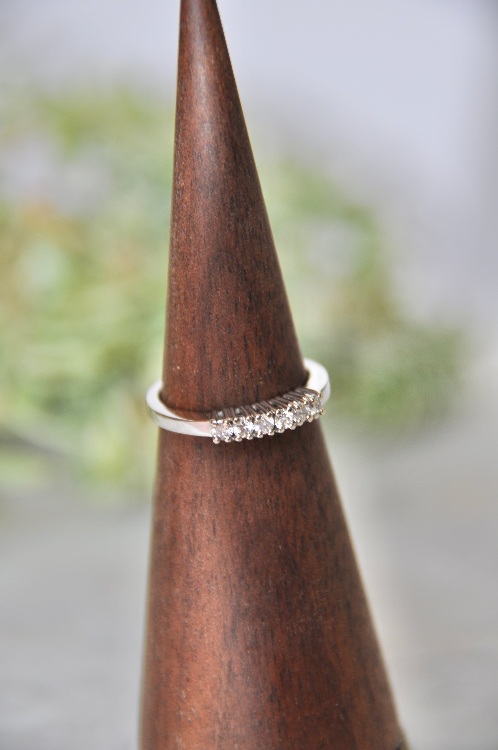 Diamond band ring with 6 round cut diamonds (.26 carat total weight, approximately 2mm each) in 14kt white gold, size 6.25