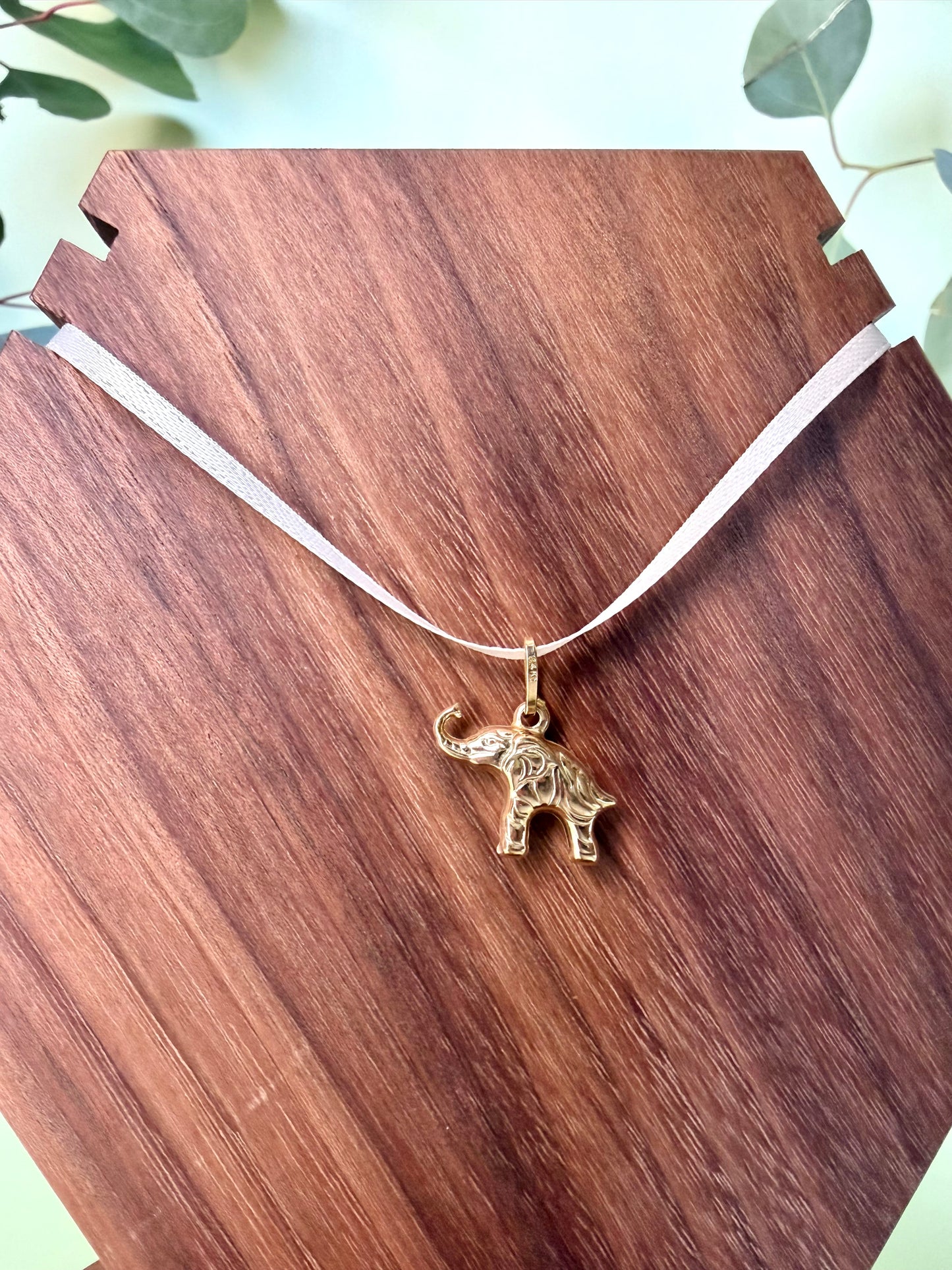 Yellow Gold Elephant Pendant