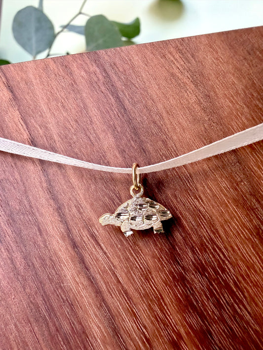 Yellow Gold Turtle Pendant