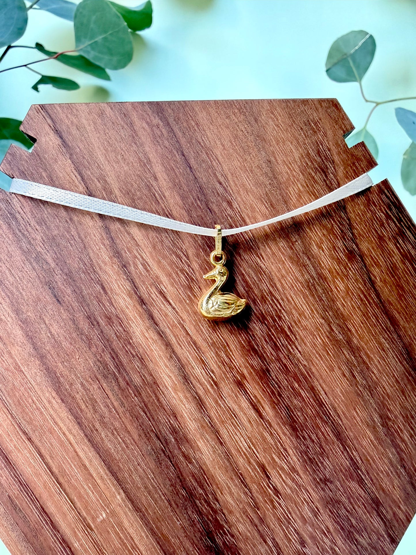 Yellow Gold Swan Pendant