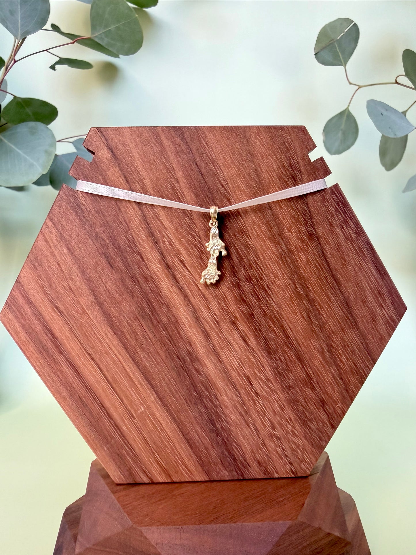 Yellow Gold Footprint Pendant