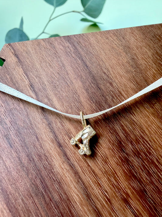Yellow Gold Roller Skate Pendant