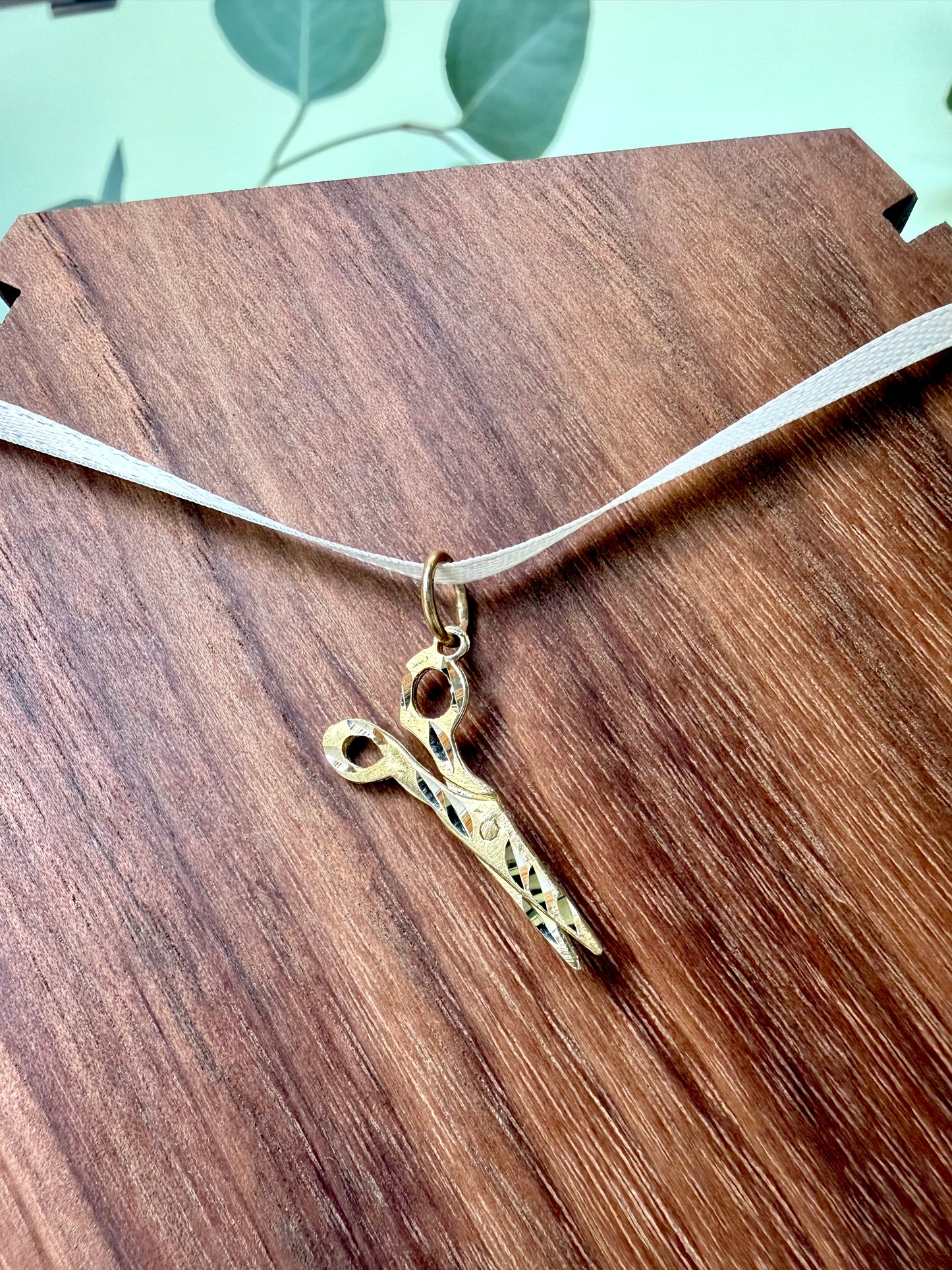 Yellow Gold Scissors Pendant