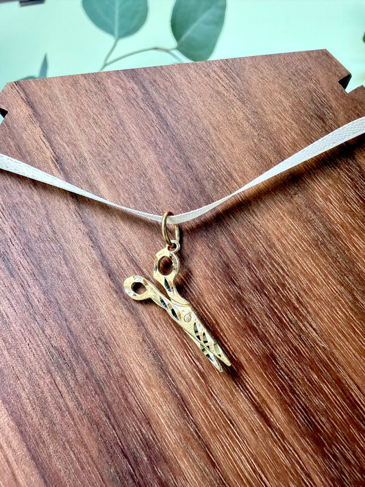 Yellow Gold Scissors Pendant