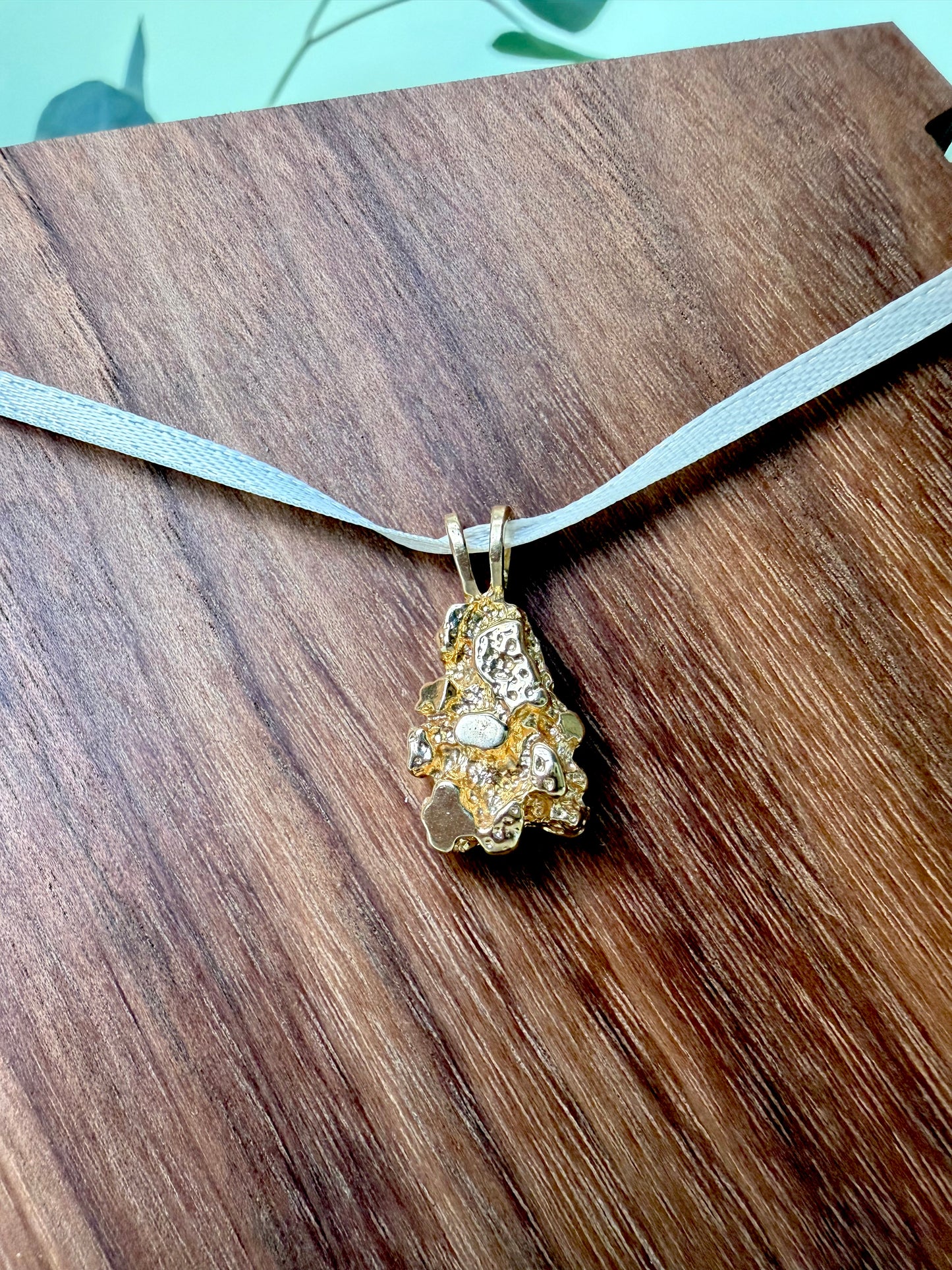 Stunning Yellow Gold Nugget Pendant