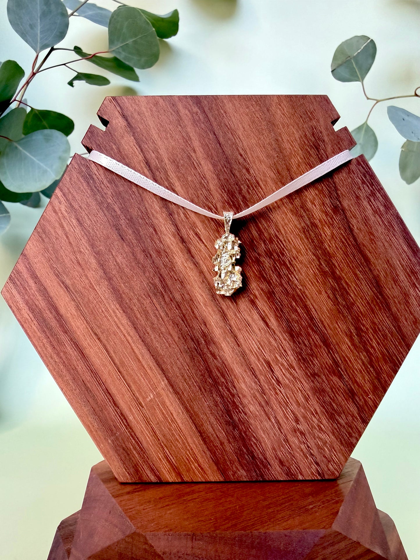 10kt Yellow Gold Nugget Pendant