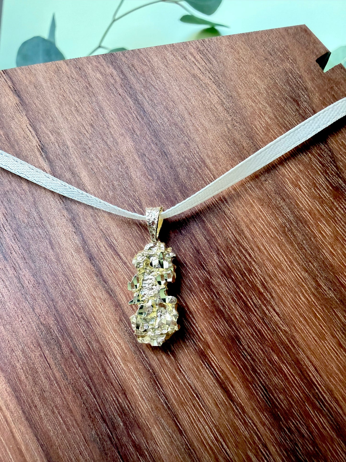10kt Yellow Gold Nugget Pendant