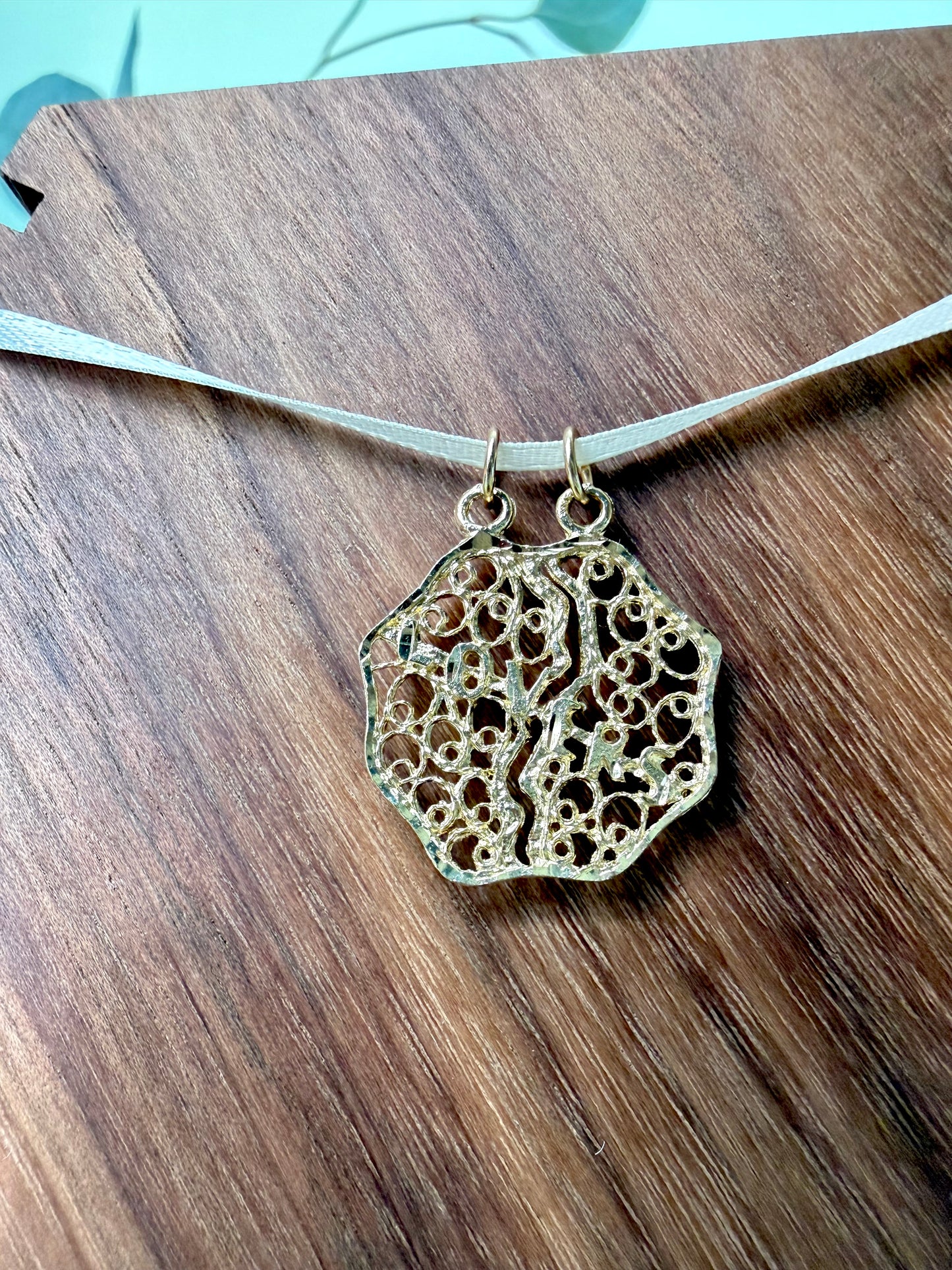 Lovers Dual Pendant in Yellow Gold