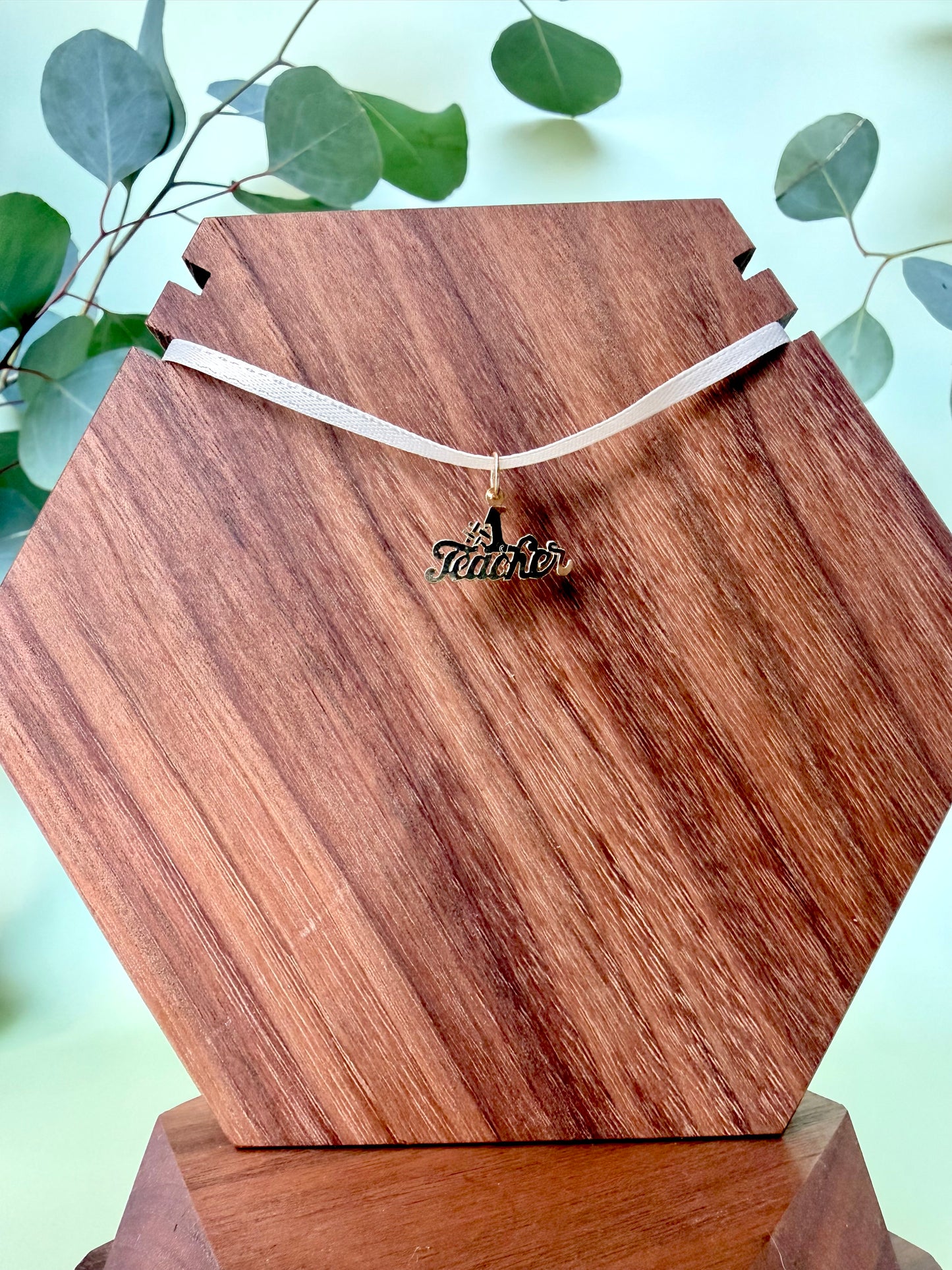 #1 Teacher Pendant in Yellow Gold