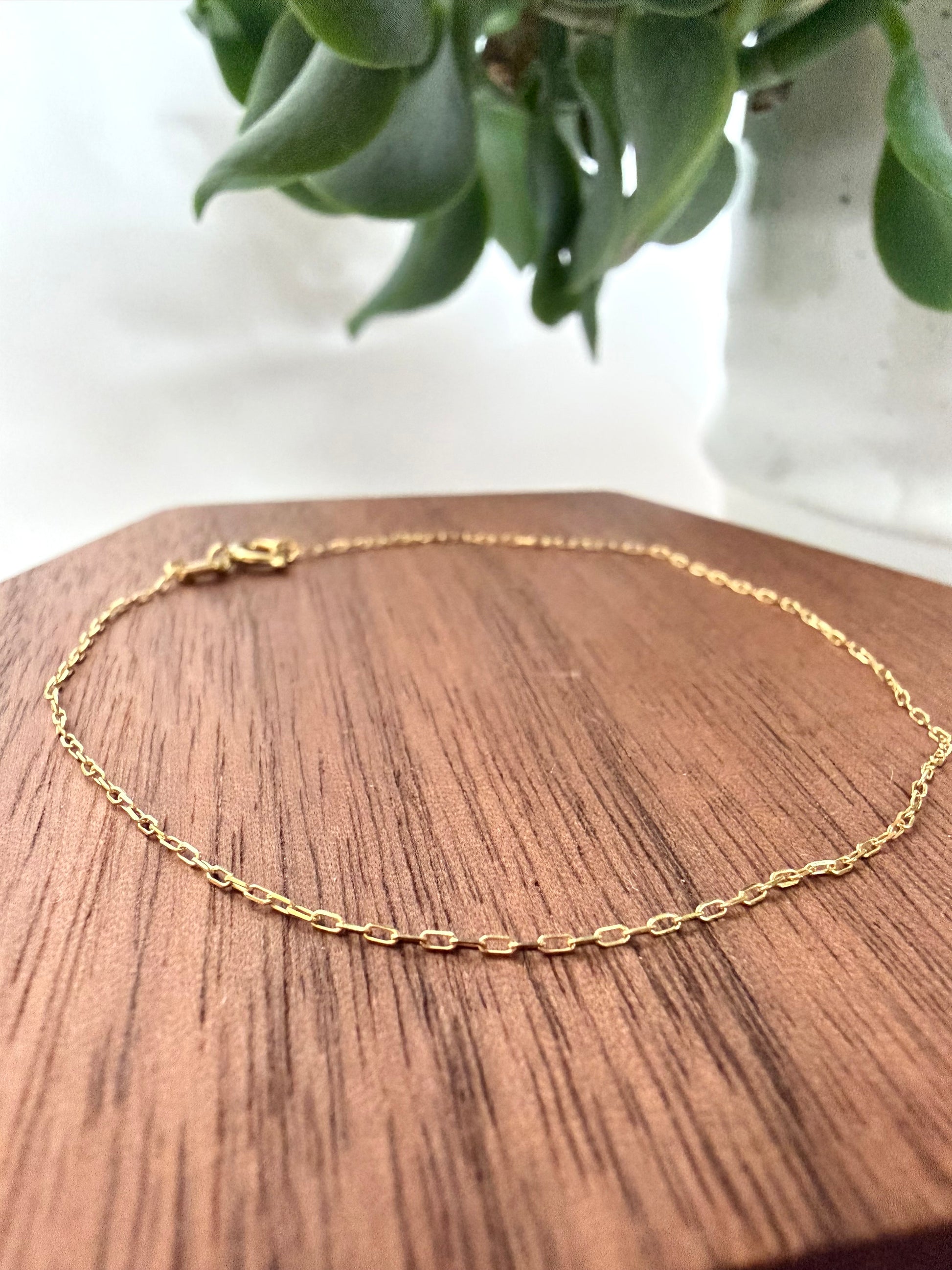 Diamond cut paperclip style Forzentina chain 14kt yellow gold bracelet, .85mm thick, 7 inches long, with spring ring clasp
