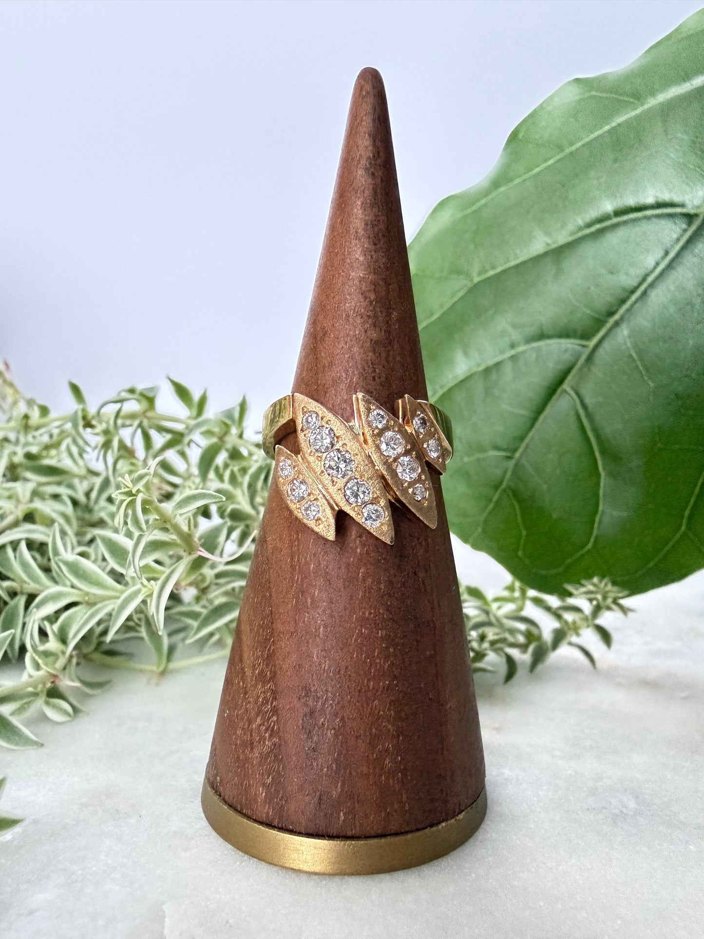 Diamond Ring in Leaf Design