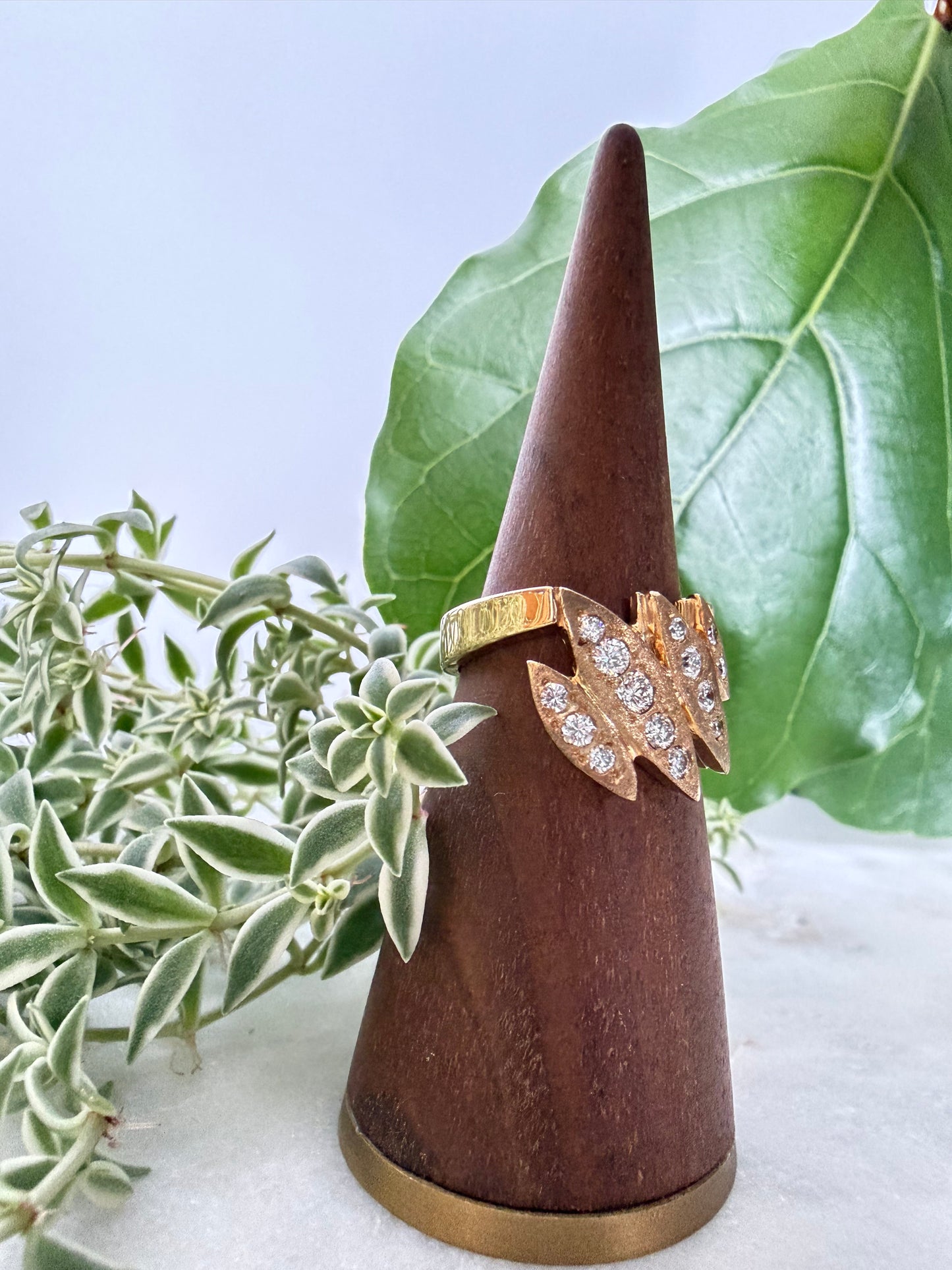 Diamond Ring in Leaf Design