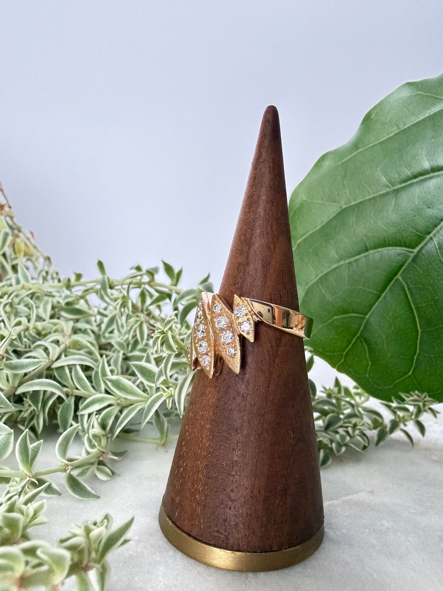 Diamond Ring in Leaf Design