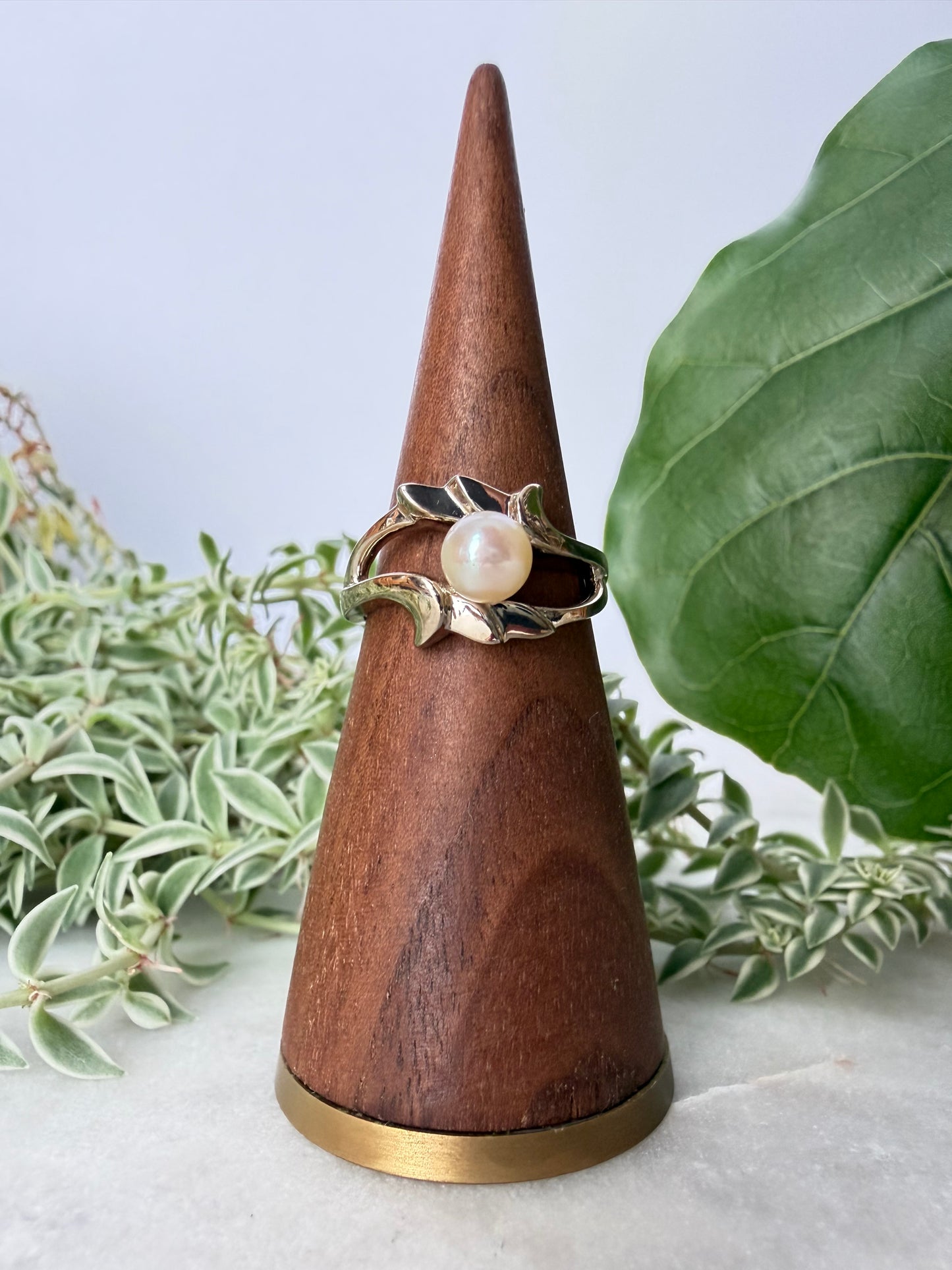 Wavy Pearl Solitaire Ring