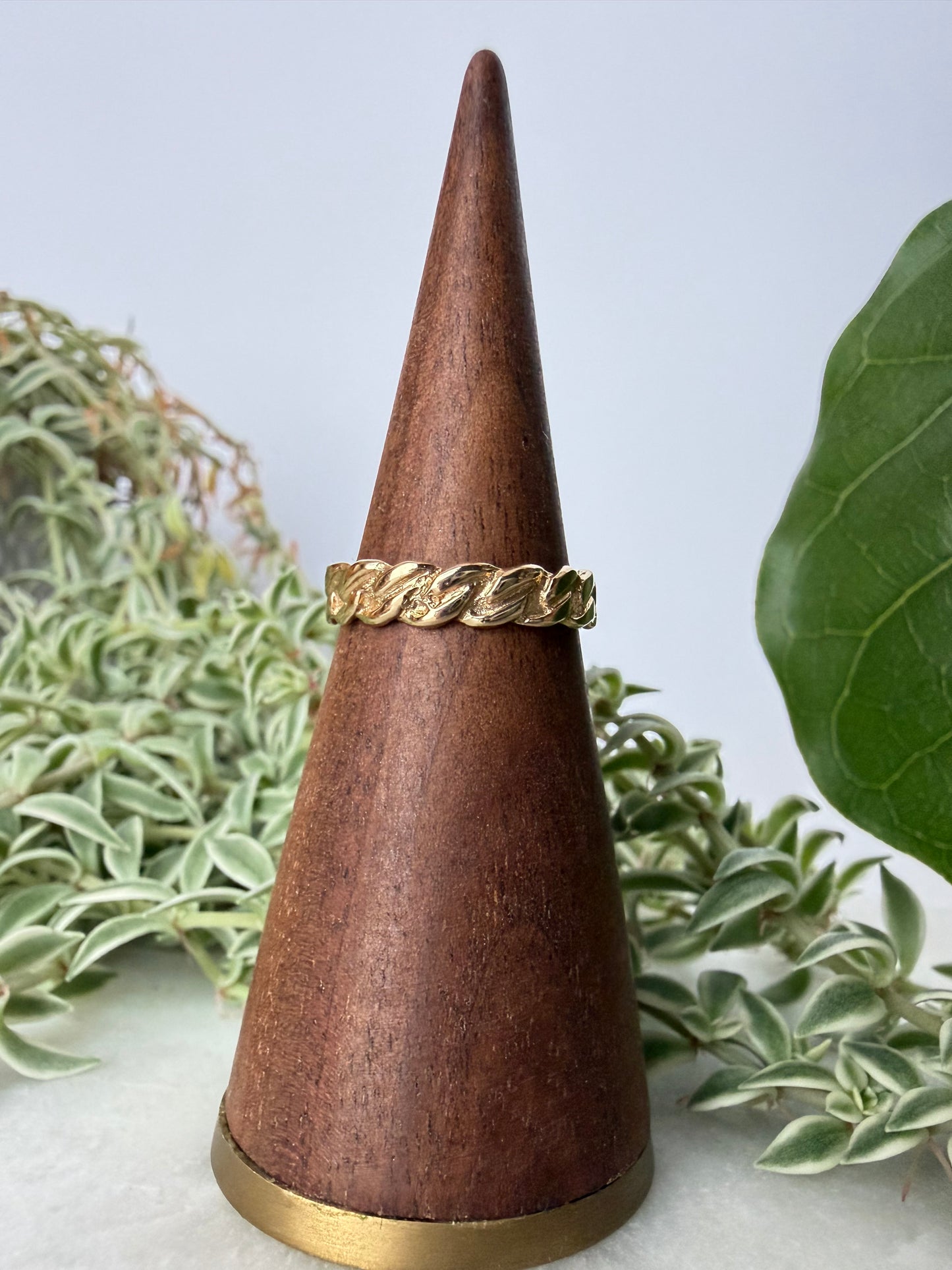 Chain Band in Yellow Gold