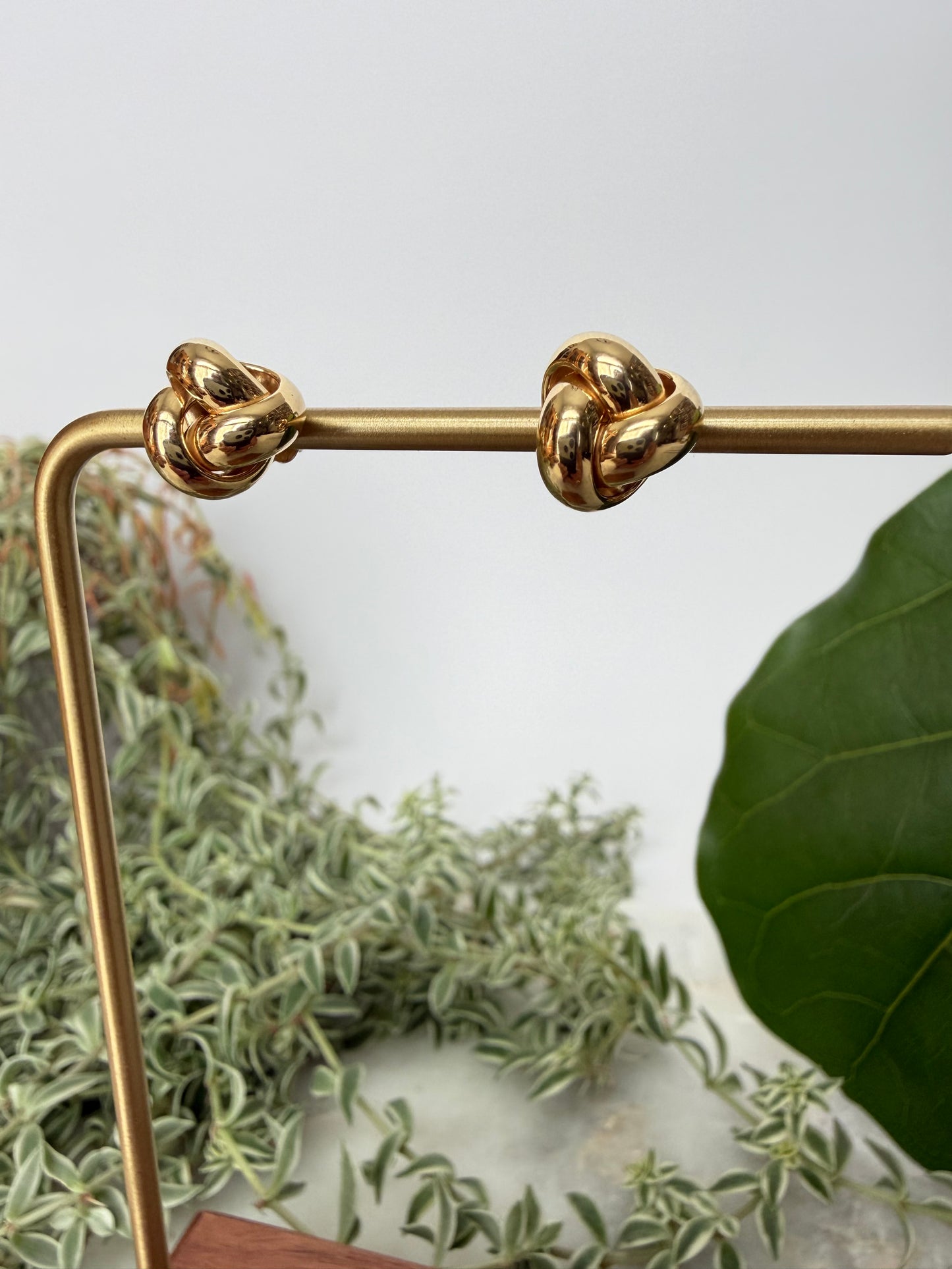 Knot Stud Earrings in Yellow Gold