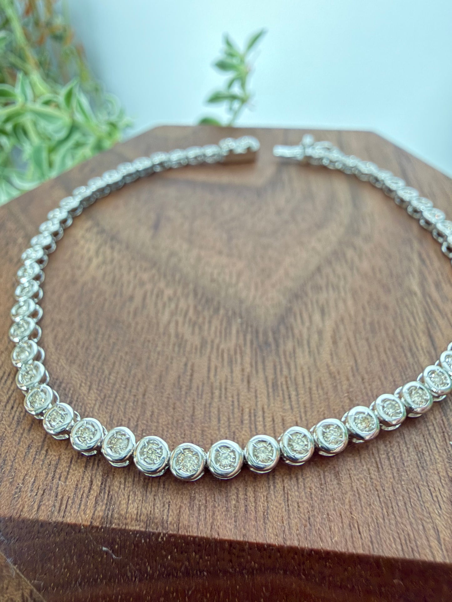 Diamond Tennis Bracelet in White Gold